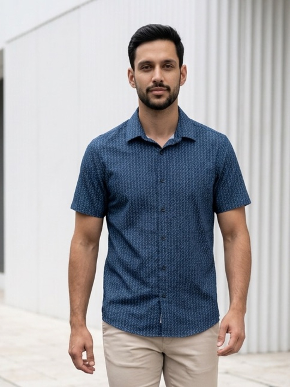 Express Men's Short-Sleeve Button-Down Shirt in Dark Blue with Micro Print
